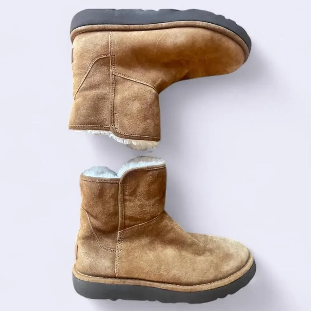 Ugg classic mini abree ii US woman's 7